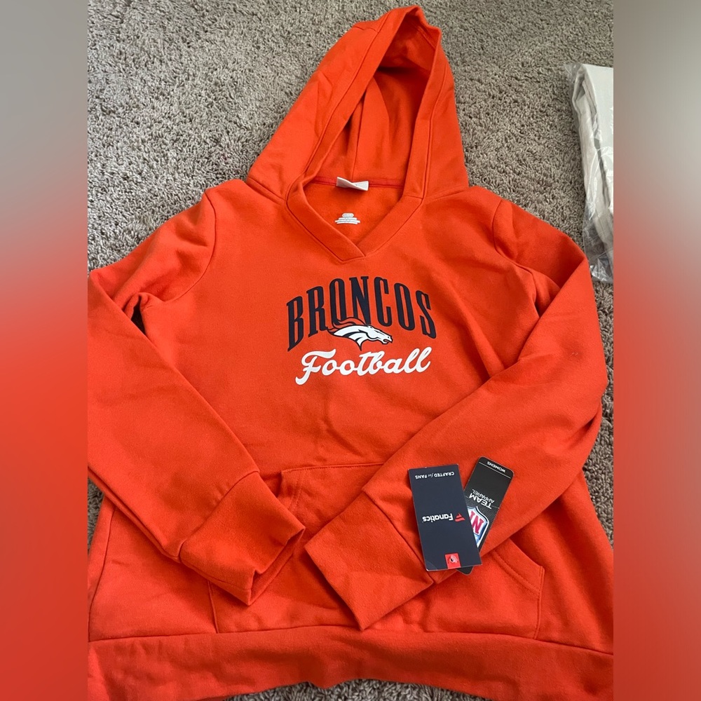 never worn, tags still on